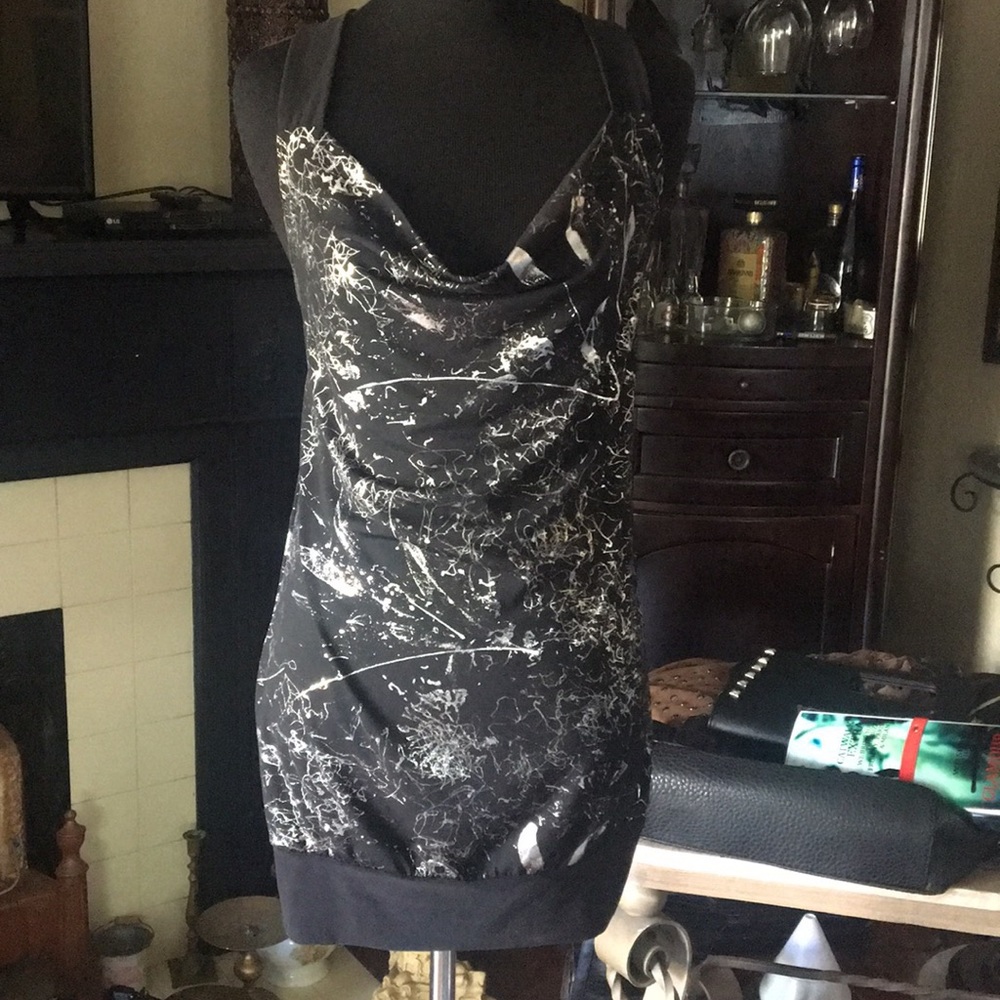 Women’s backless shirt